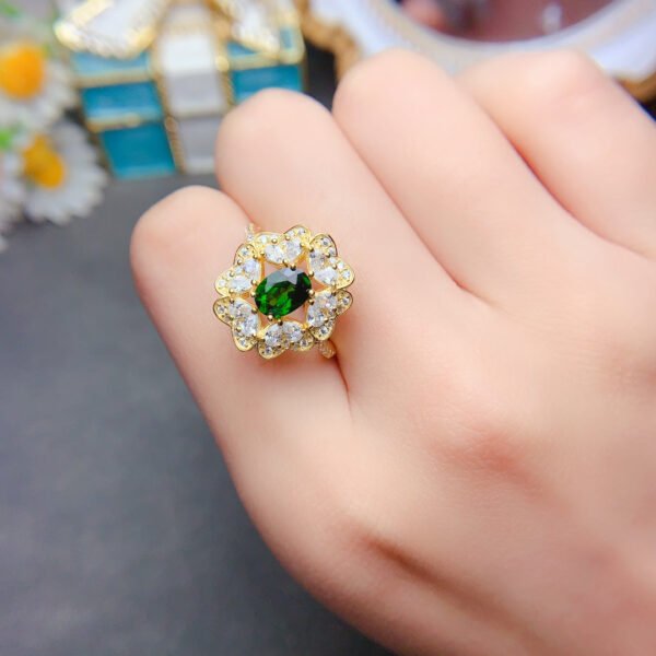 Natural diopside ring, main stone size 5 * 7mm2610130264