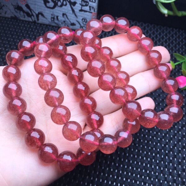 Strawberry Crystal Single Loop Bracelet 💕 Specification 8-10mm ✨0211081155