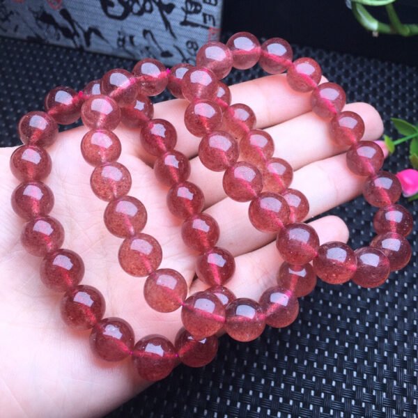 Strawberry Crystal Single Loop Bracelet 💕 Specification 8-10mm ✨0211081155