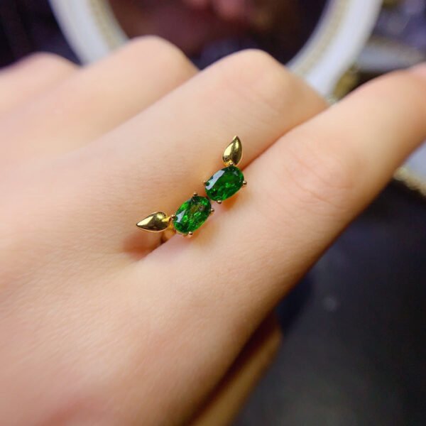 Pure natural Russian diopside earrings, main stone size 4 * 6mm0211095158
