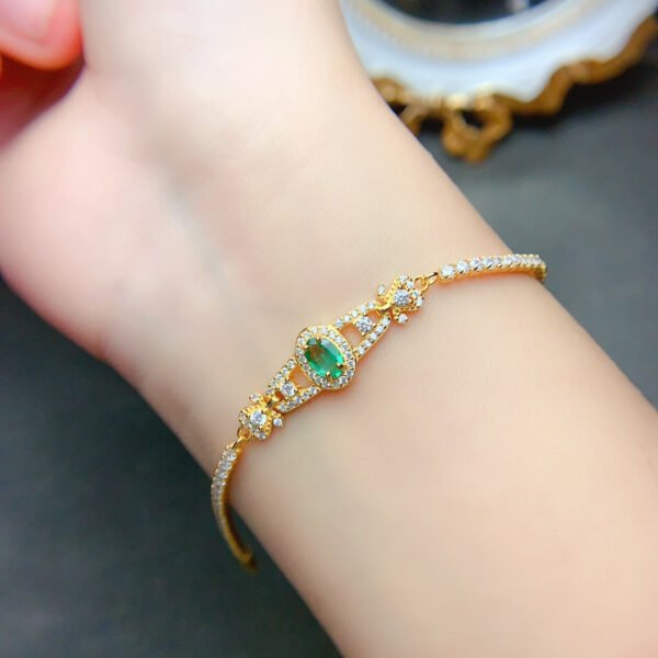 Luxury natural Colombian emerald bracelet, bare stone size 4 * 6mm0411260159