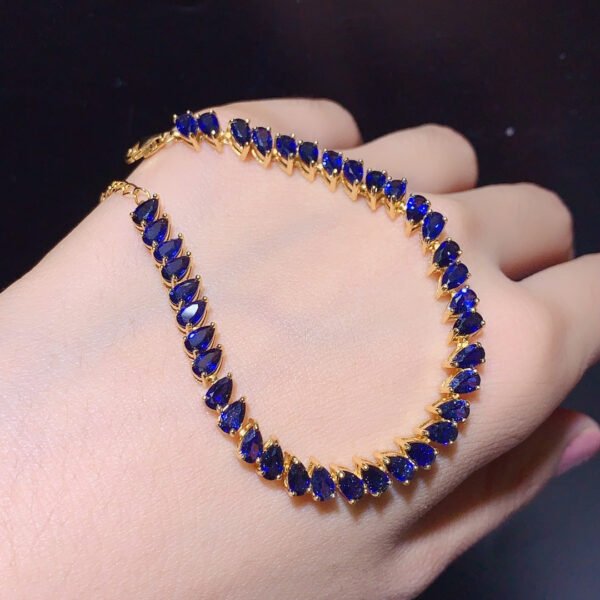Natural Sri Lankan sapphire bracelet, main stone size 3 * 5mm0811499136
