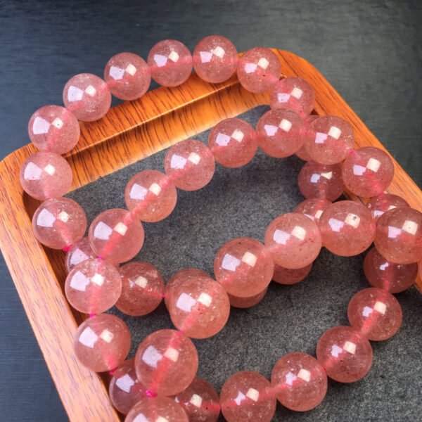 Strawberry Crystal Single Loop Bracelet 💕 Specification 12mm ✨1111024168