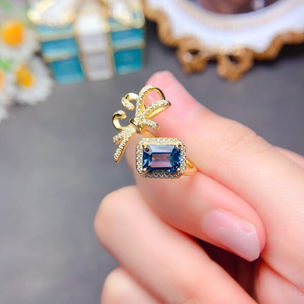 London Blue Topa Stone Ring, with a main stone size of 6 * 8mm,1116180599