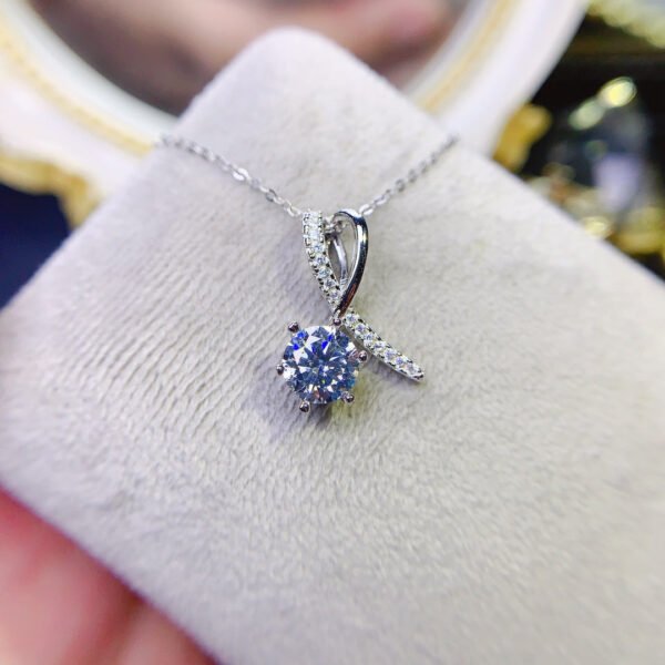 Mosang Diamond Pendant, Main Stone 1 Carat, Round 6.5mm1118110288