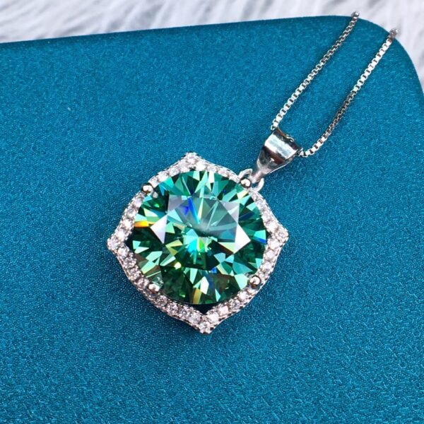 Popular Mosang Diamond Pendant, with a main stone of 6 carats and a circle of 12mm,1118199144